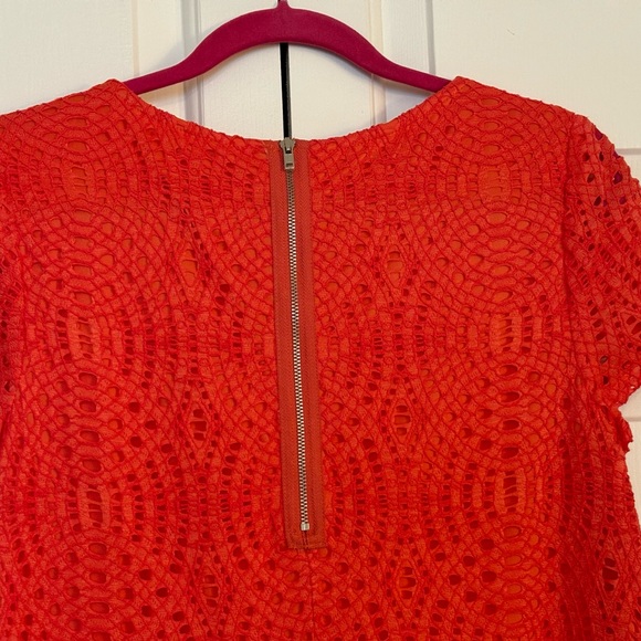 Gorgeous coral lace dress - Picture 8 of 11